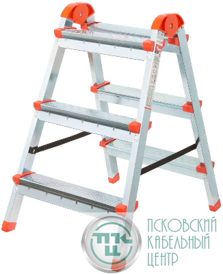 Лестница-стремянка двусторонняя 3 ступ. Н=67.5см 4.0кг стальная КУРС 65392