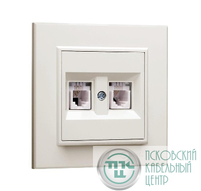 Розетка компютерная CAT5 + гнездо СП Karea IP20 крем. Makel 56010035
