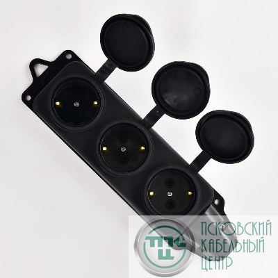 Колодка 3-м 16А IP44 2P+PE 220-240В каучук LEZARD 106-0400-0101/101