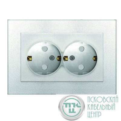 Розетка 2-м СП Афина 16А IP20 с заземл. защ. шторки в сборе серебр. Universal A0050-S